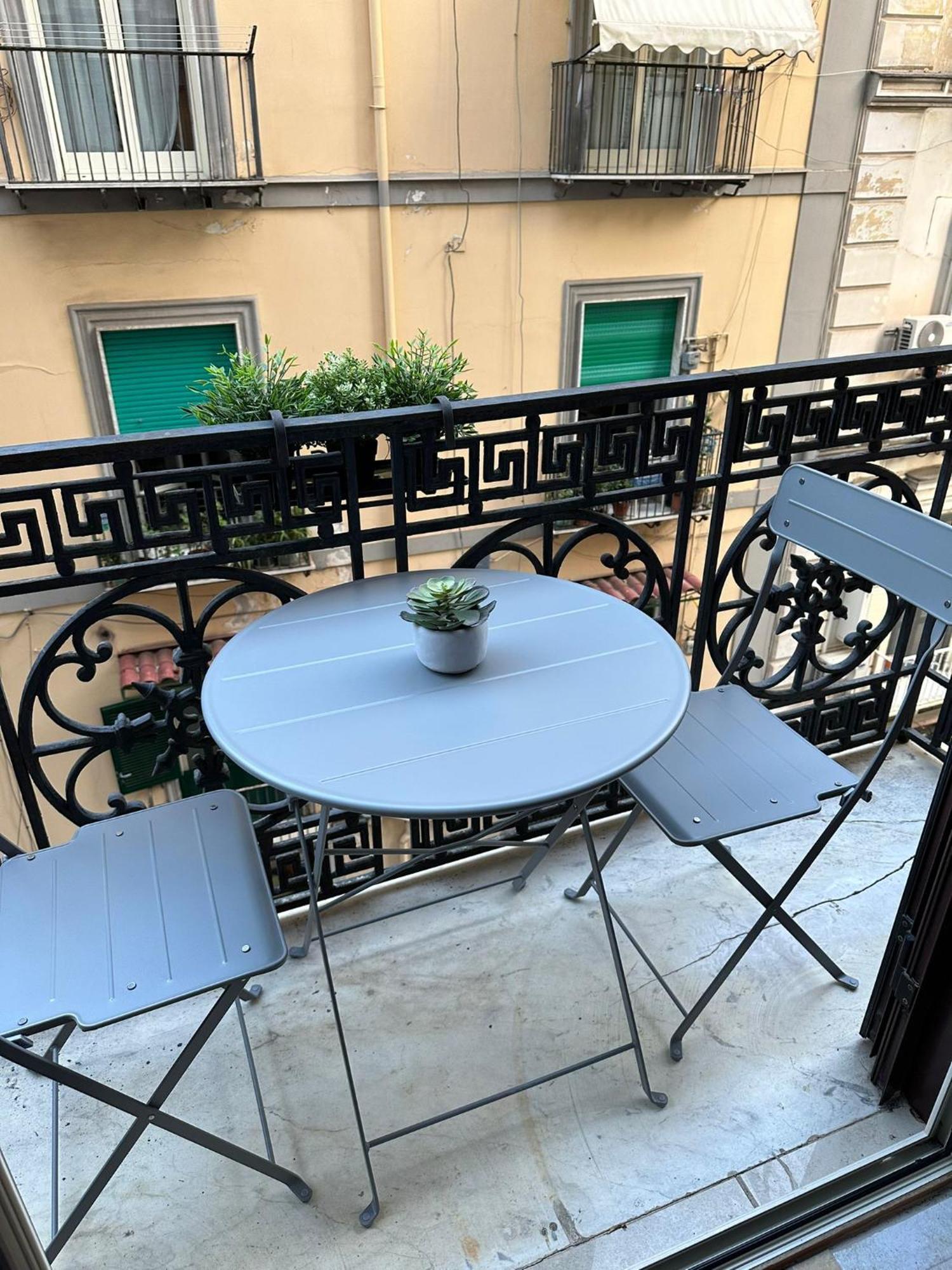B&B Pantarei Napoli Exterior photo